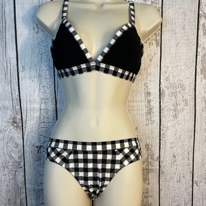 Oakley 2 pc Bikini size medium.